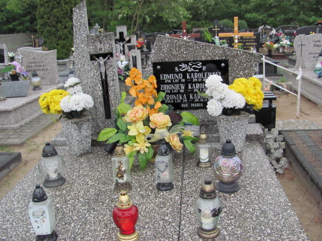 Grób Edmund Karolewski