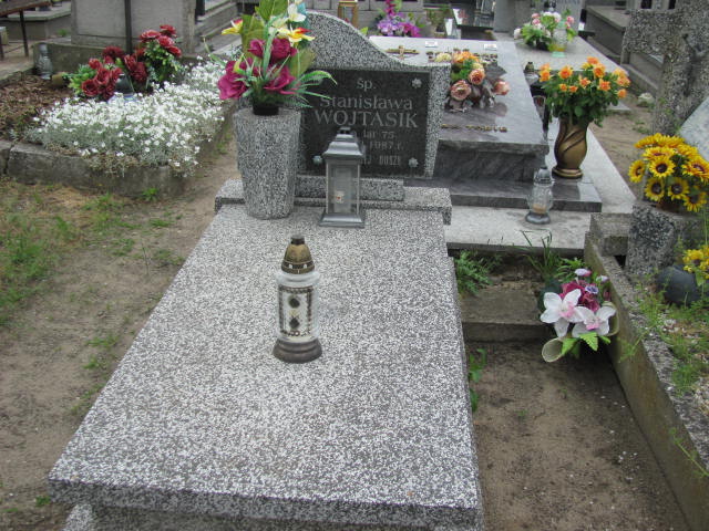 Grób Stanisława Wojtasik