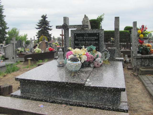 Grób Władysław Modrzejewski